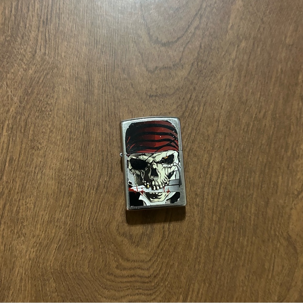 Zippo fierce skeleton pirate
